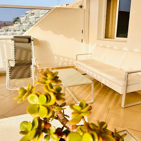 Balcon De Con Vista Al Oceano Amadores