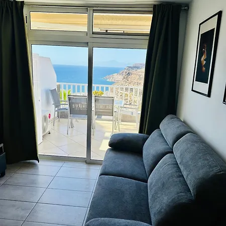 Balcon De Con Vista Al Oceano Amadores